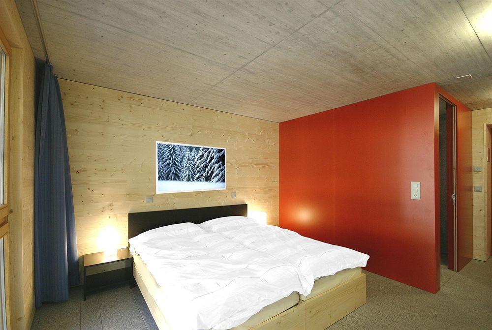 All In One Hotel - Inn Lodge / Swiss Lodge Celerina/Schlarigna Стая снимка